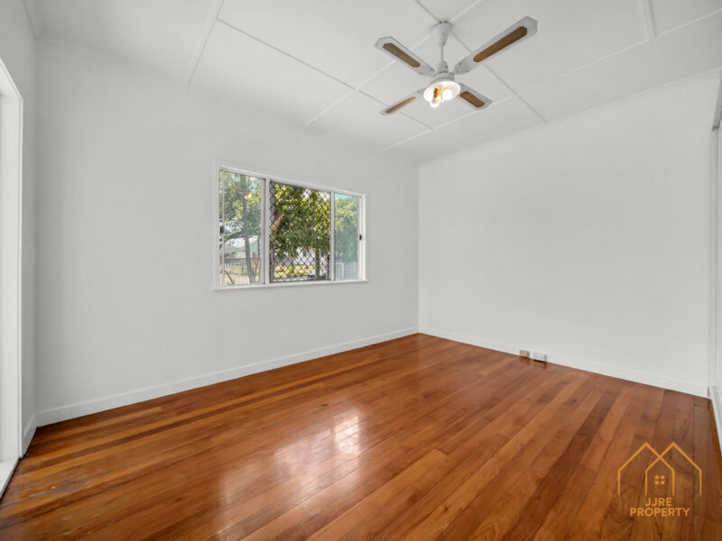 Spacious 5-Bedroom Family Home with Granny flat Potential