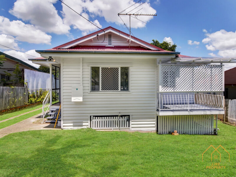 Spacious 5-Bedroom Family Home with Granny flat Potential