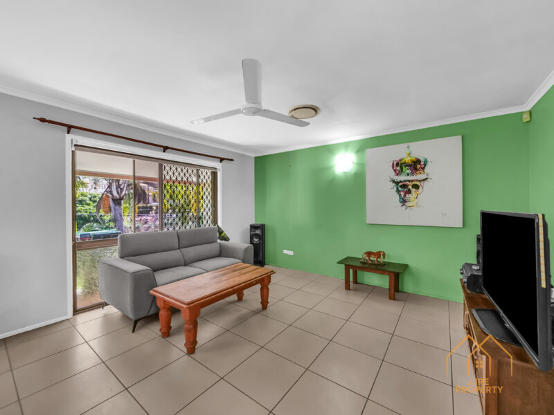 Flood-Free 4-Bedroom brick Home on 603m² – Ideal for Investors or Owner-Occupiers